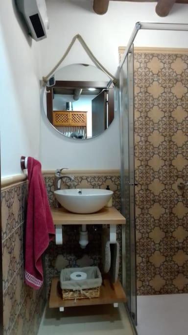 Апартаменты Mi Casita - Higuera De La Sierra Игера-де-ла-Сьерра Экстерьер фото