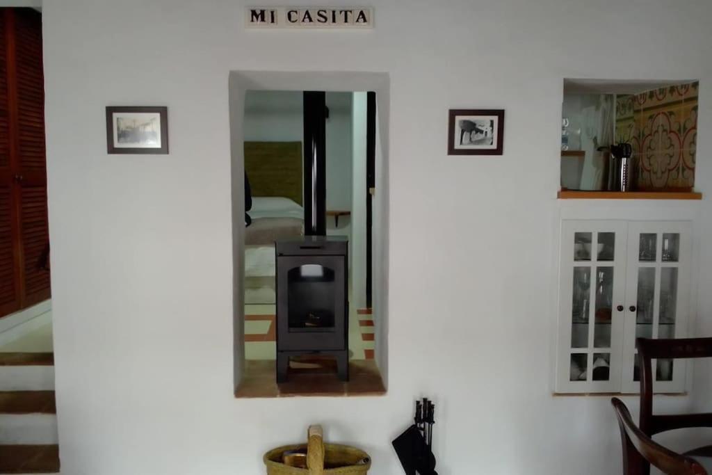 Апартаменты Mi Casita - Higuera De La Sierra Игера-де-ла-Сьерра Экстерьер фото